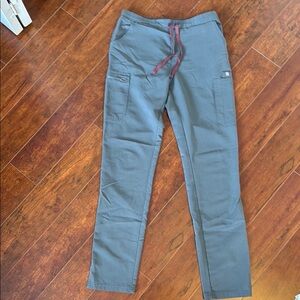 Figs Yola pants size small/tall in Bonsai